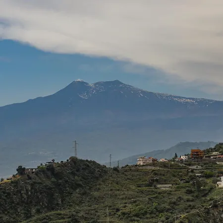 Center, Completely Renovated, Historical Apartment Taormina