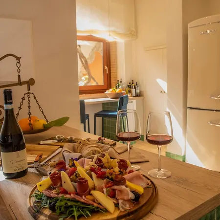 Center, Completely Renovated, Historical Apartment Taormina