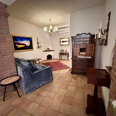 Apartment Center, Completely Renovated, Historical Taormina